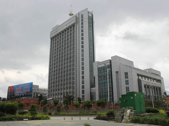 龍巖公安局